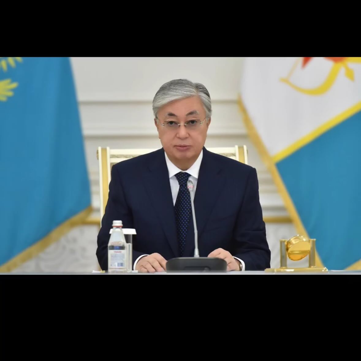 Мемлекет басшысы Қасым-Жомарт Тоқаев шұғыл кеңес өткізді.