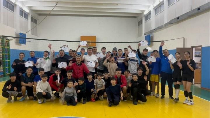 Іс-шараға қатысқан әкелер қауымы мектеп директорының Алғыс хатымен марапатталды.