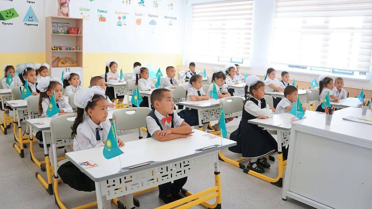 100 мыңға жуық оқушы жаңадан бой көтерген Келешек мектептеріне қабылданды